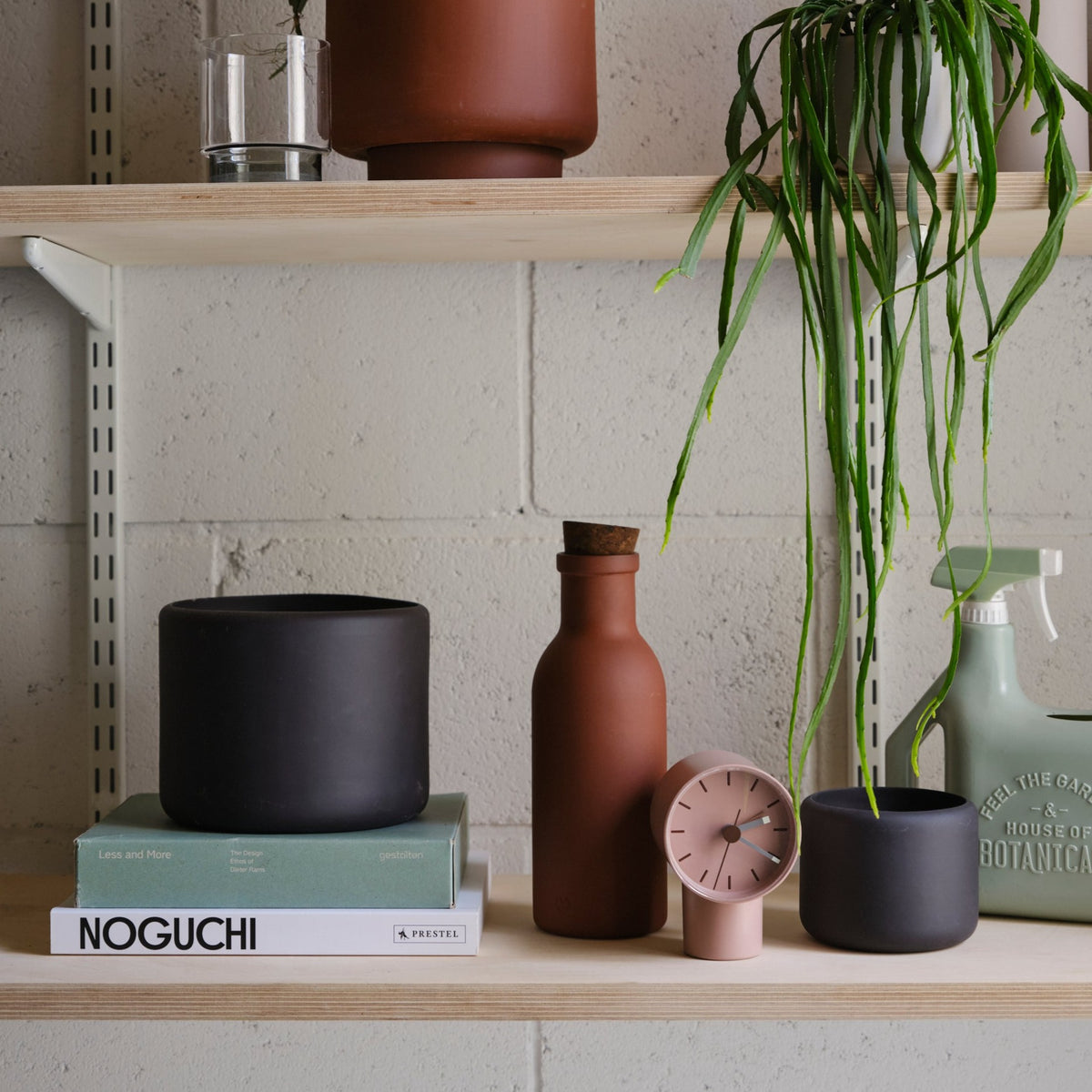 COLOMBO water / milk /juice porcelain bottle w/ natural cork